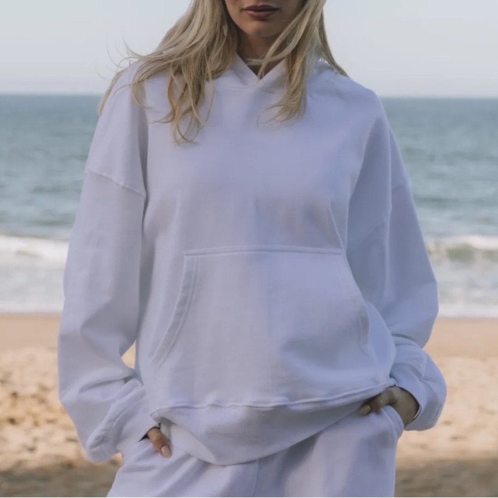 Daily Drills Unisex Oversized Hoodie in White - Picture 1 of 1